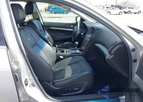 2010 Infiniti G37 Journey из США, поврежденный, VIN JN1CV6AP3AM400922